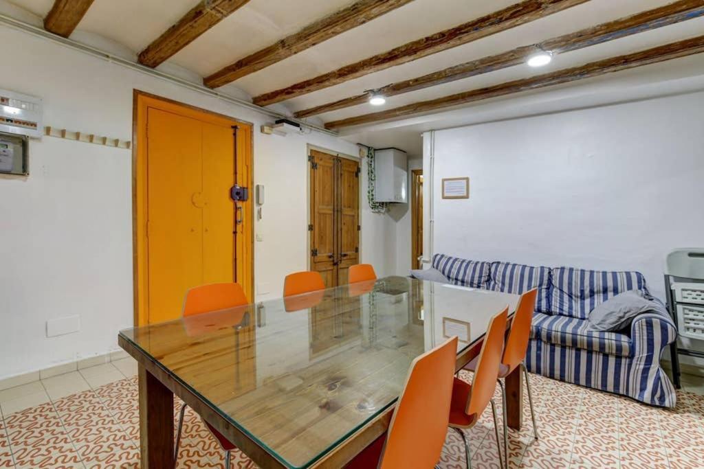 7 Pax Montserrat Ramblas Barcelona Барселона Екстериор снимка